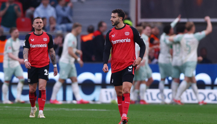 Bayer Leverkusen'e evinde şok