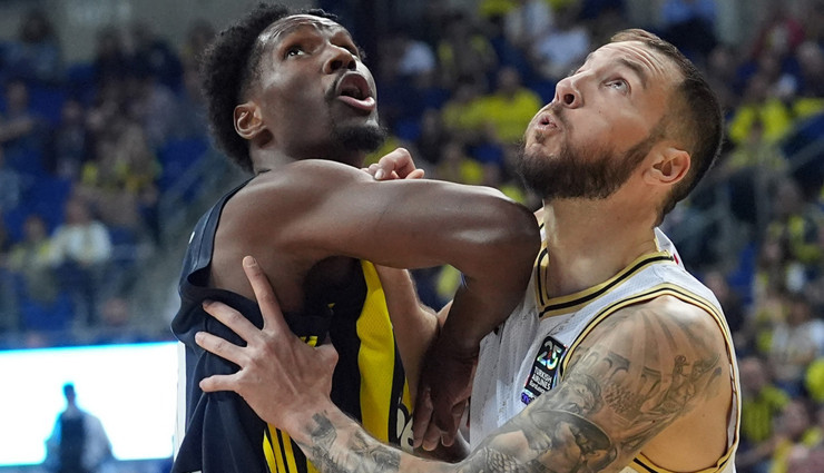 Fenerbahçe Beko, evinde üst üste 6. kez kazandı