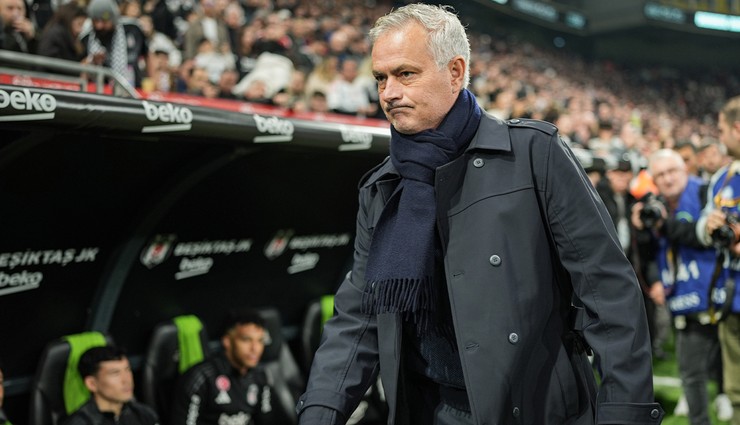 Jose Mourinho'dan Galatasaray sözleri! "Ligde açık ara lider olmamız gerekir ama..."