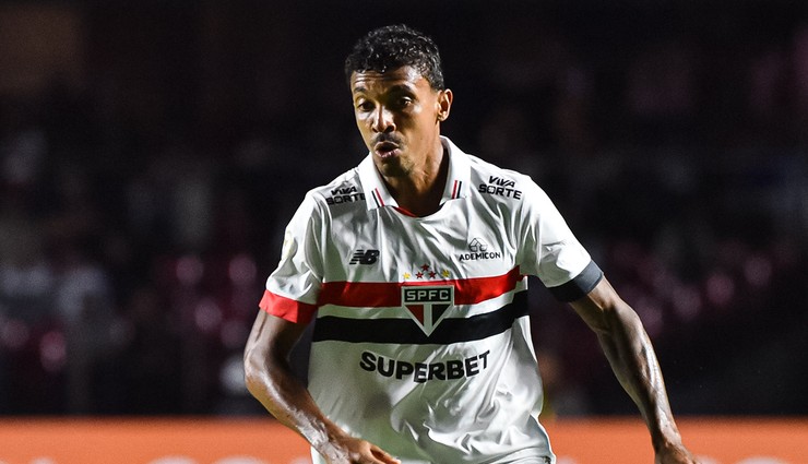 Luiz Gustavo, hastaneye kaldırıldı!