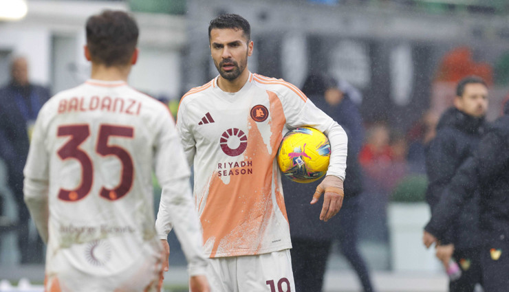 Zeki Çelik'ten vazgeçmiyorlar! Premier Lig kulübünden bir teklif daha