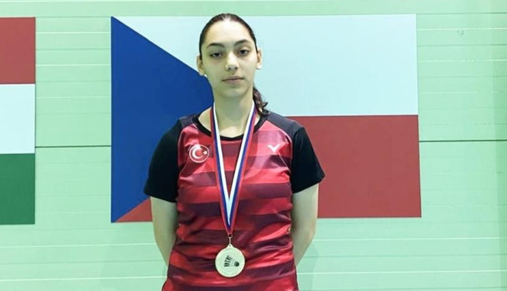 Hazal Bengisu Keskin, altın madalya kazandı