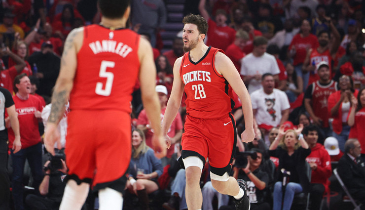 Alperen'in 26 sayısı Rockets'a yetmedi! GSW seride öne geçti