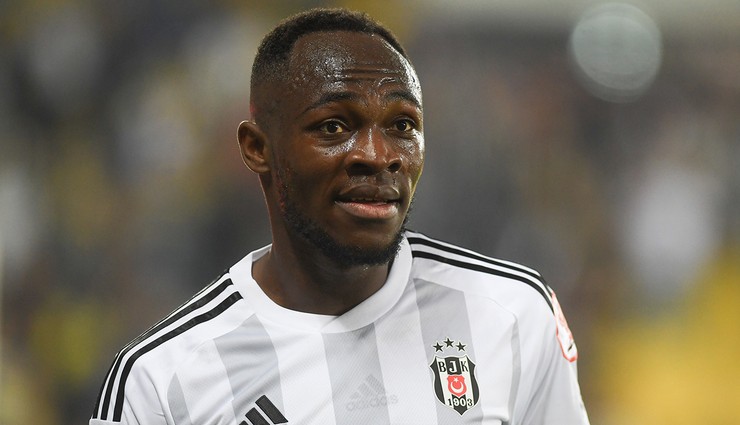 Beşiktaş'ta yeni sezonun ilk ayrılığı! Bonservisini alıyorlar