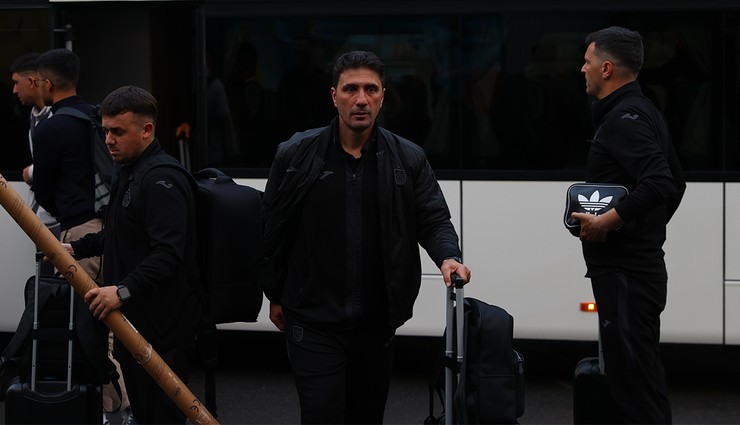 Trabzonspor, UEFA Gençlik Ligi yarı final maçı için İsviçre'ye geldi