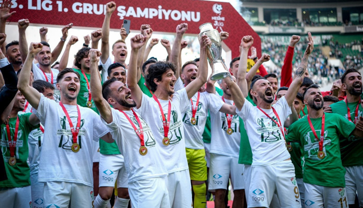 3. Lig'den 2. Lig'e yükselen ve küme düşen takımlar