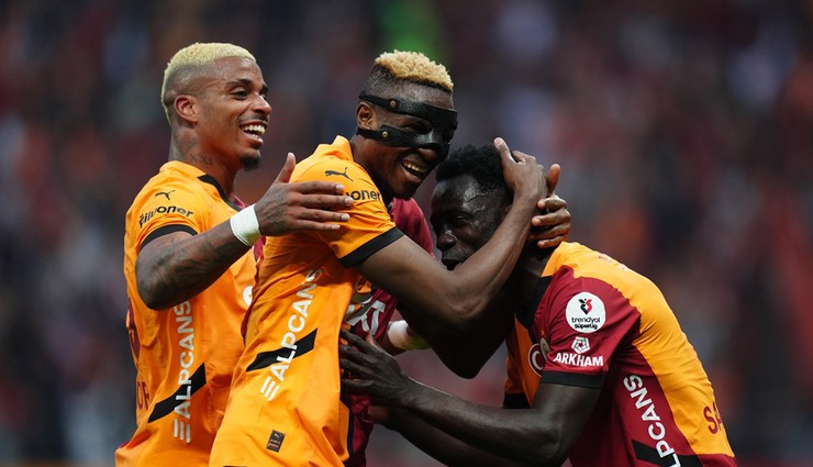 Galatasaray, Rams Park'ta şov yaptı