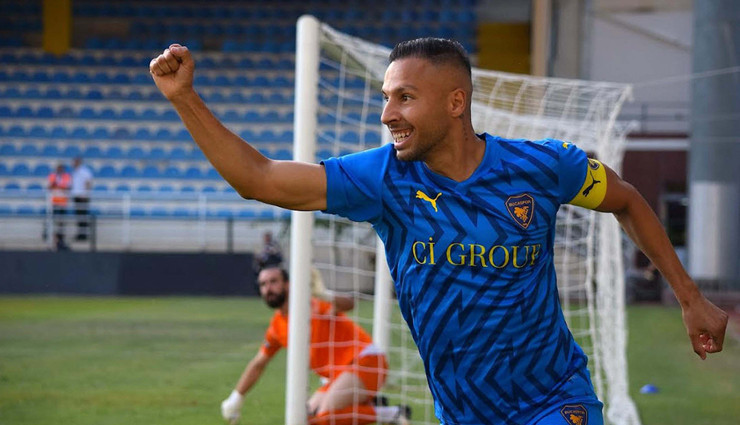 Bucaspor 1928'de Yasin Öztekin kariyer rekoru kırdı
