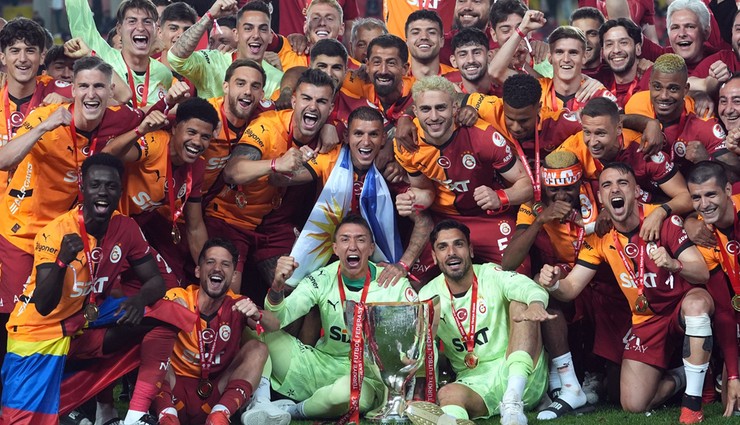 TFF, Ziraat Türkiye Kupası'nı kazanan Galatasaray'ı kutladı