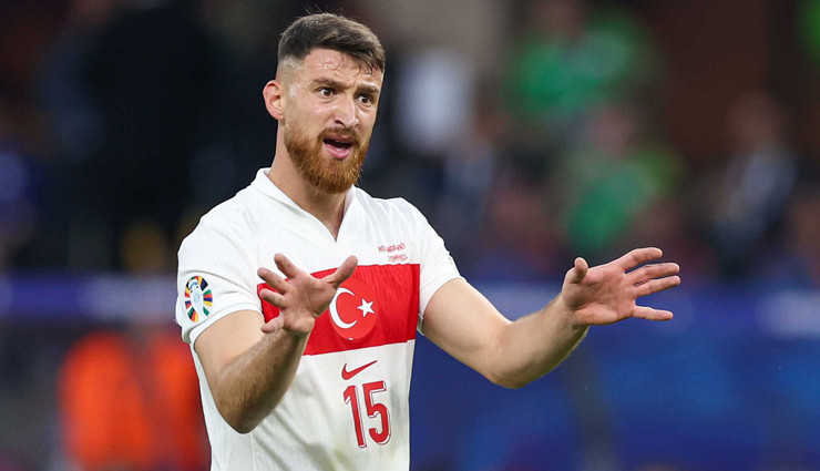 Süper Lig devleri de istiyordu! Salih Özcan'dan sürpriz imza