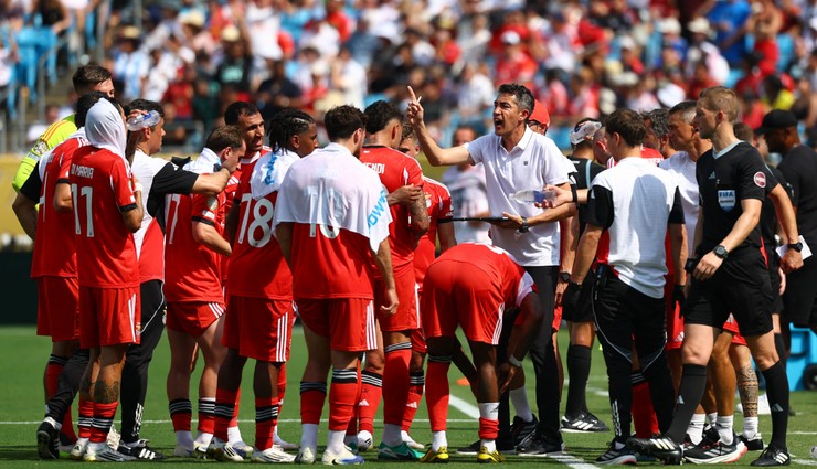 Benfica, Bayern'i yenerek gruptan çıktı