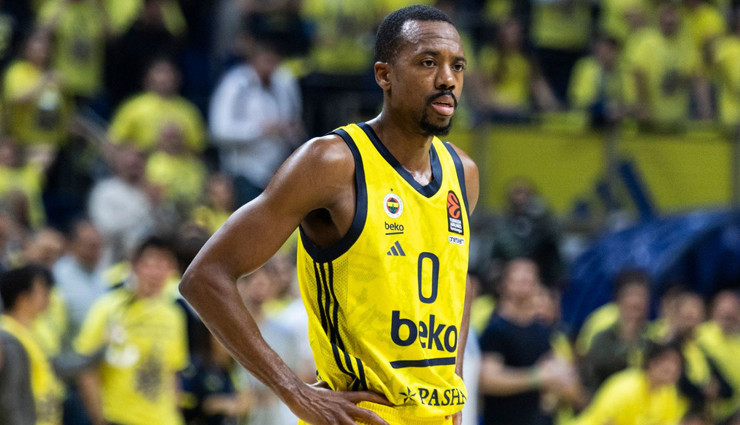 Fenerbahçe Beko, ABD'li basketbolcu Errick McCollum ile yollarını ayırdı