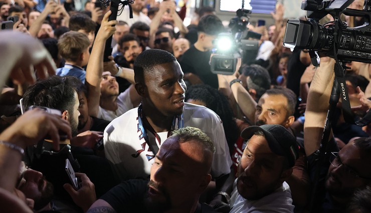 Paul Onuachu taraftarla buluştu