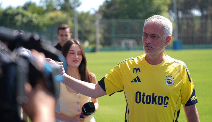 Fenerbahçe'de Jose Mourinho'nun yüzü gülüyor!