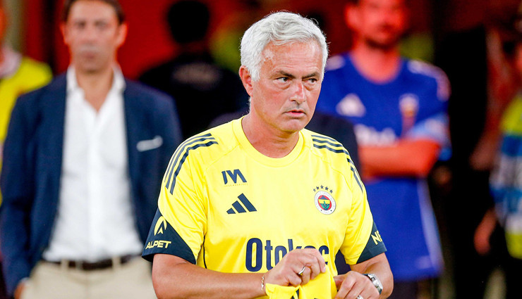 Fenerbahçe'nin UEFA listesinde büyük şok! Jose Mourinho kadroya almadı
