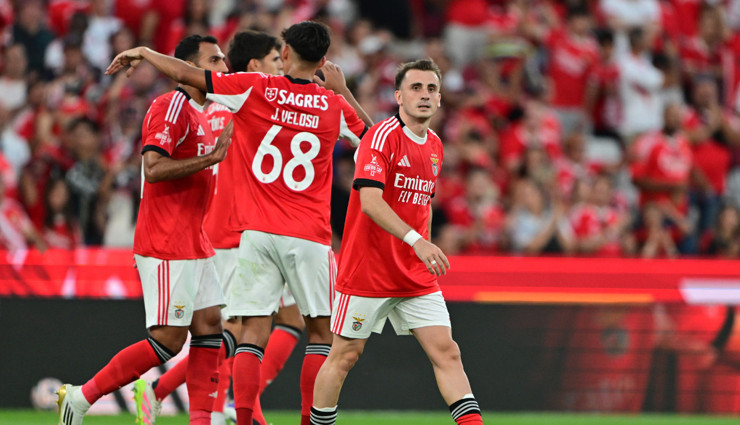 Fenerbahçe, Kerem Aktürkoğlu'na 5 milyon euro verecek! Benfica ile görüşmeler başladı