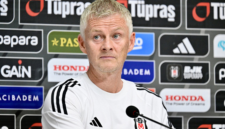 Ole Gunnar Solskjaer'den St. Patrick's maçı öncesi ayrılık sorusuna yanıt!