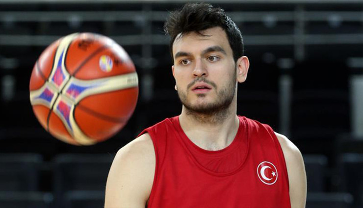 Yiğit Arslan, EuroBasket 2025'te madalyayı gerçekçi bir hedef olarak görüyor
