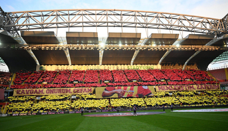 Kayserisporlu taraftarlardan Galatasaray maçına yoğun ilgi