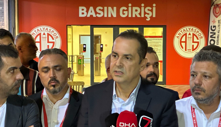 Antalyaspor Başkanı Rıza Perçin: Emre Hoca ile devam edeceğiz