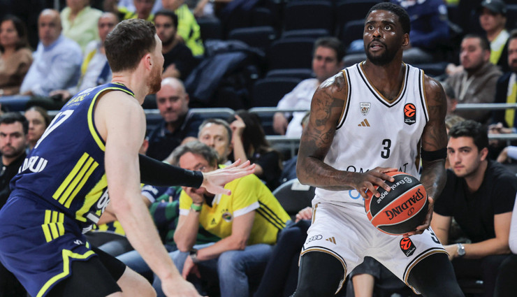 Fenerbahçe Beko, Dubai'ye farklı mağlup oldu