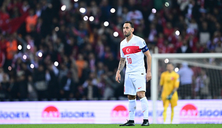 Hakan Çalhanoğlu'ndan 100 maç yorumu