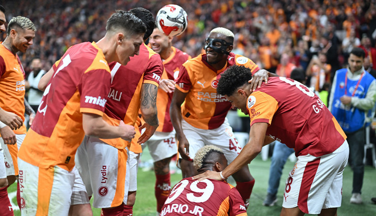 Galatasaray'ın üç yıldızı için sıraya girdiler!