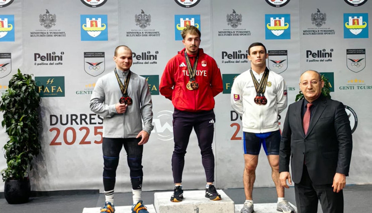 Milli halterci Yusuf Fehmi Genç, Avrupa şampiyonu oldu