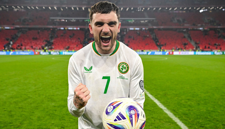 Troy Parrott ulusal kahraman ilan edildi