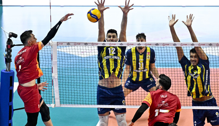 Galatasaray derbide Fenerbahçe'yi yendi