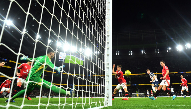 Altay Bayındır Süper Lig'e geri dönüyor! Şimdilik çok sıcak bakmıyor ama...