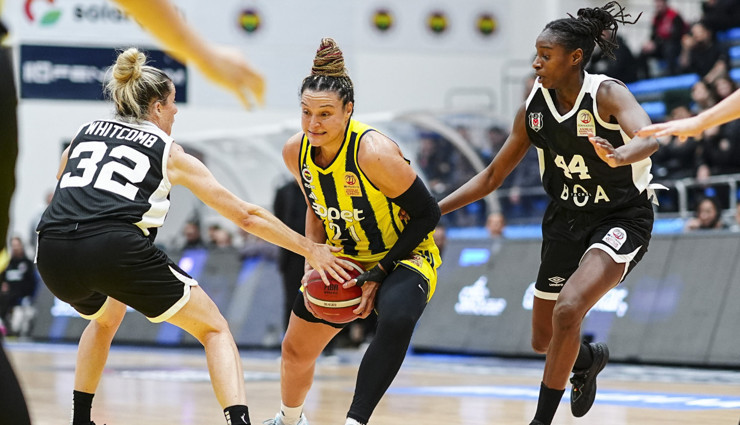 Fenerbahçe, derbide Beşiktaş'ı farklı yendi