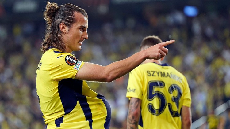 Çağlar Söyüncü cezalı