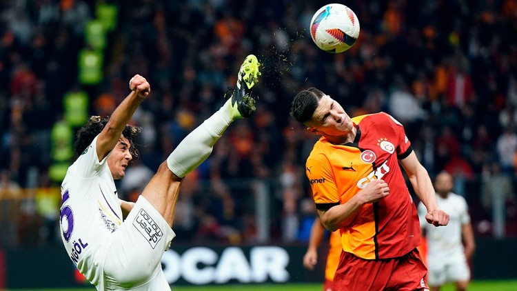 5 futbolcu sınırda