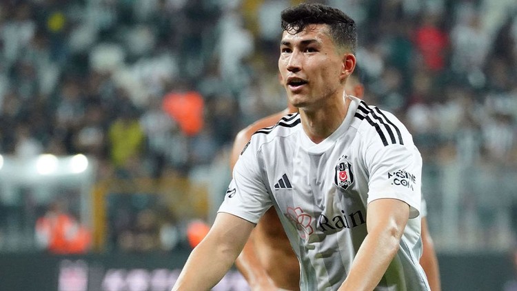 Chamberlain ve Zaynutdinov forma giyemeyecek