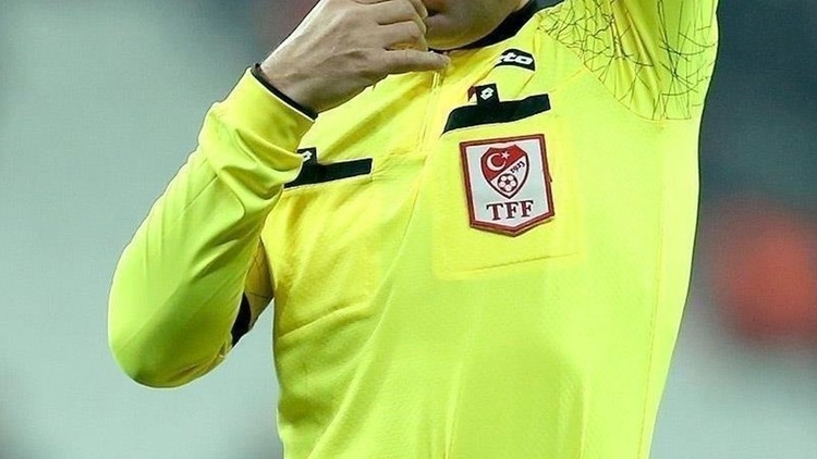 Yiğit Arslan düdük çalacak