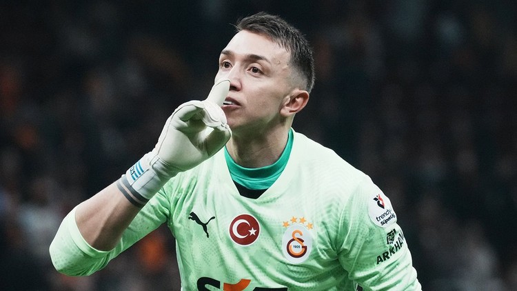 "GALATASARAY HER ZAMAN BENİM BİR PARÇAM OLACAK"
