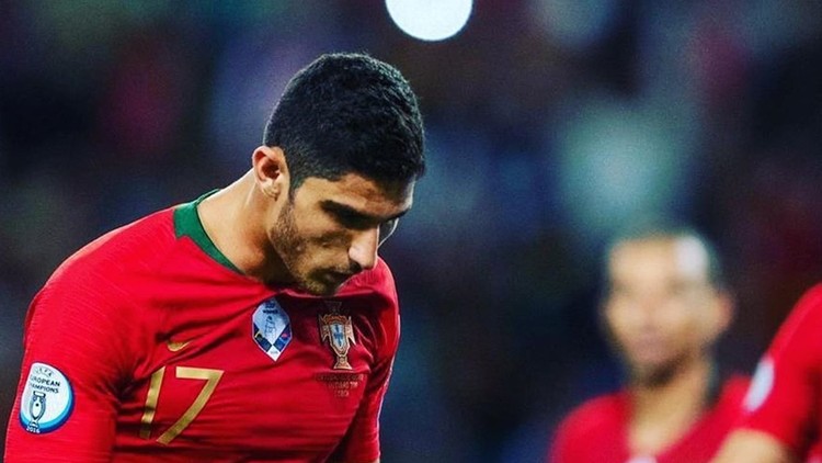 Hedefteki isim Gonçalo Guedes!