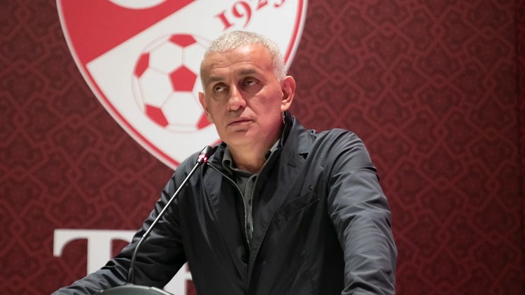 "MONTELLA ÇOK GÜZEL BİR KOLEJ HAVASI KURDU"