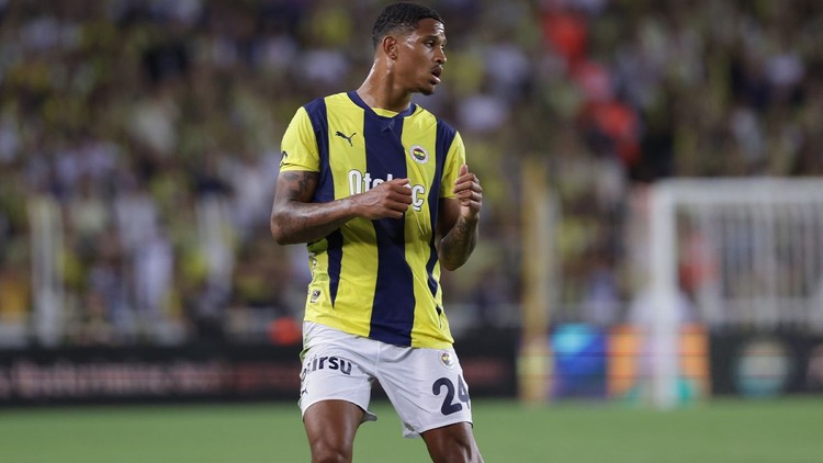 Fenerbahçe Oosterwolde ile uzatacak!