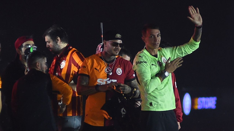 "NANDO VE DRIES ÖNEMLİYDİ AMA..."
