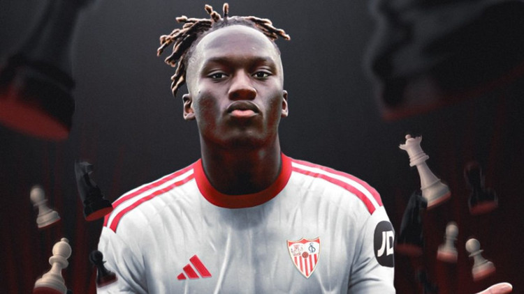 BATISTA MENDY SEVILLA'DA