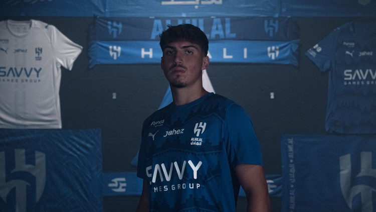 YUSUF AKÇİÇEK AL-HILAL'DE