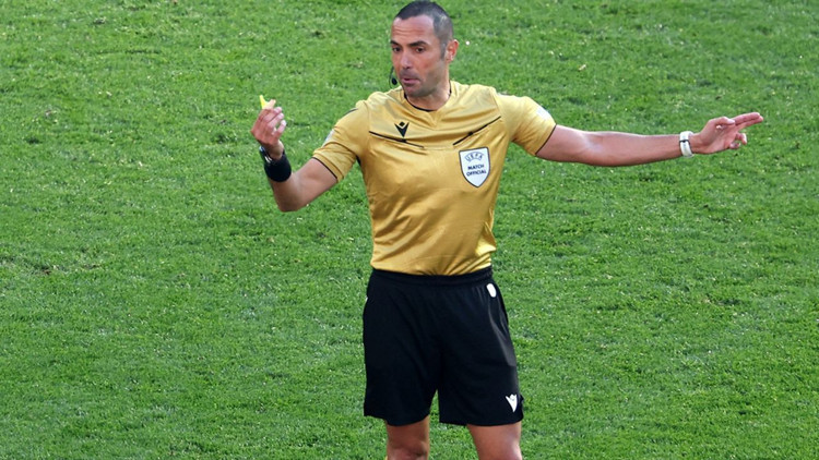 Marco Guida düdük çalacak!