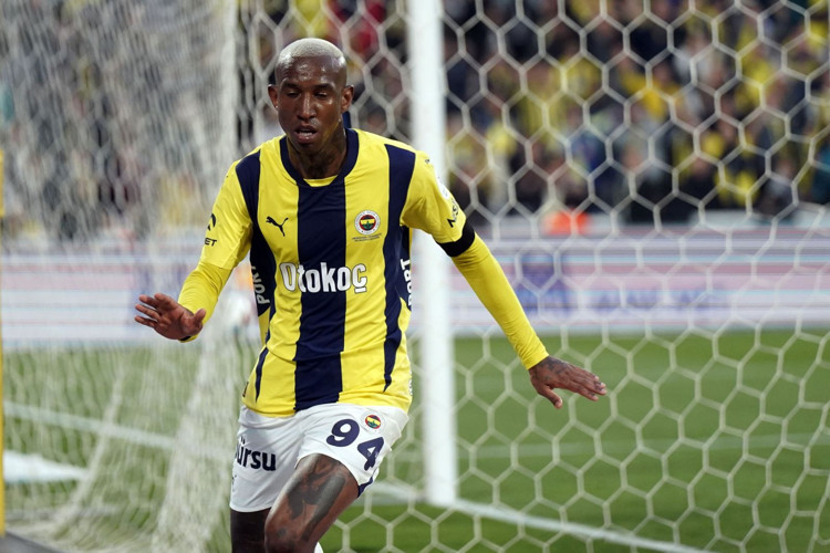 Talisca cezalı!