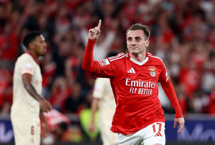 Kerem Aktürkoğlu Benfica'dan ayrılmak istiyor!
