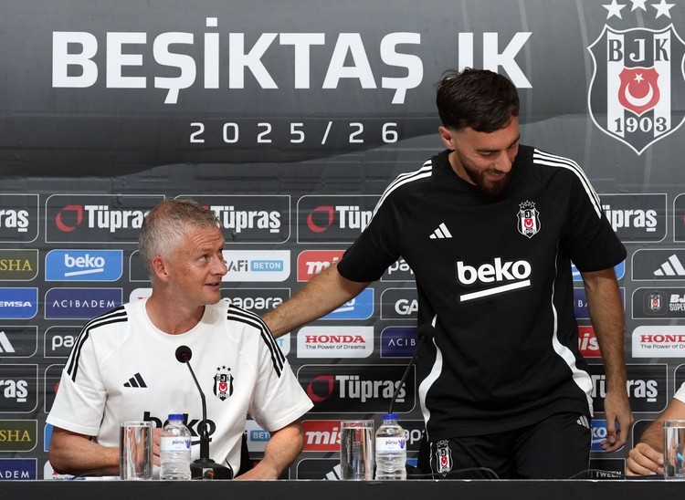 YENİ TRANSFERLER GÖRÜCÜYE ÇIKACAK