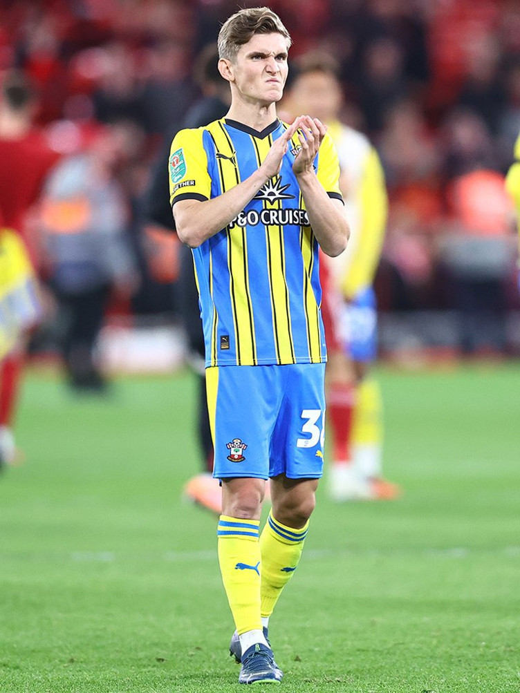 Okan Buruk Jelert ve Frankowski'ye 17 milyon euro harcadı 30 milyon euroluk Singo sakatlandı - Resim : 1