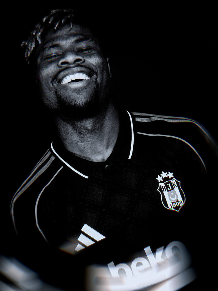 Emmanuel Agbadou: Beşiktaş'a gelmeden önce El Bilal Toure'yle görüştüm - Resim : 2