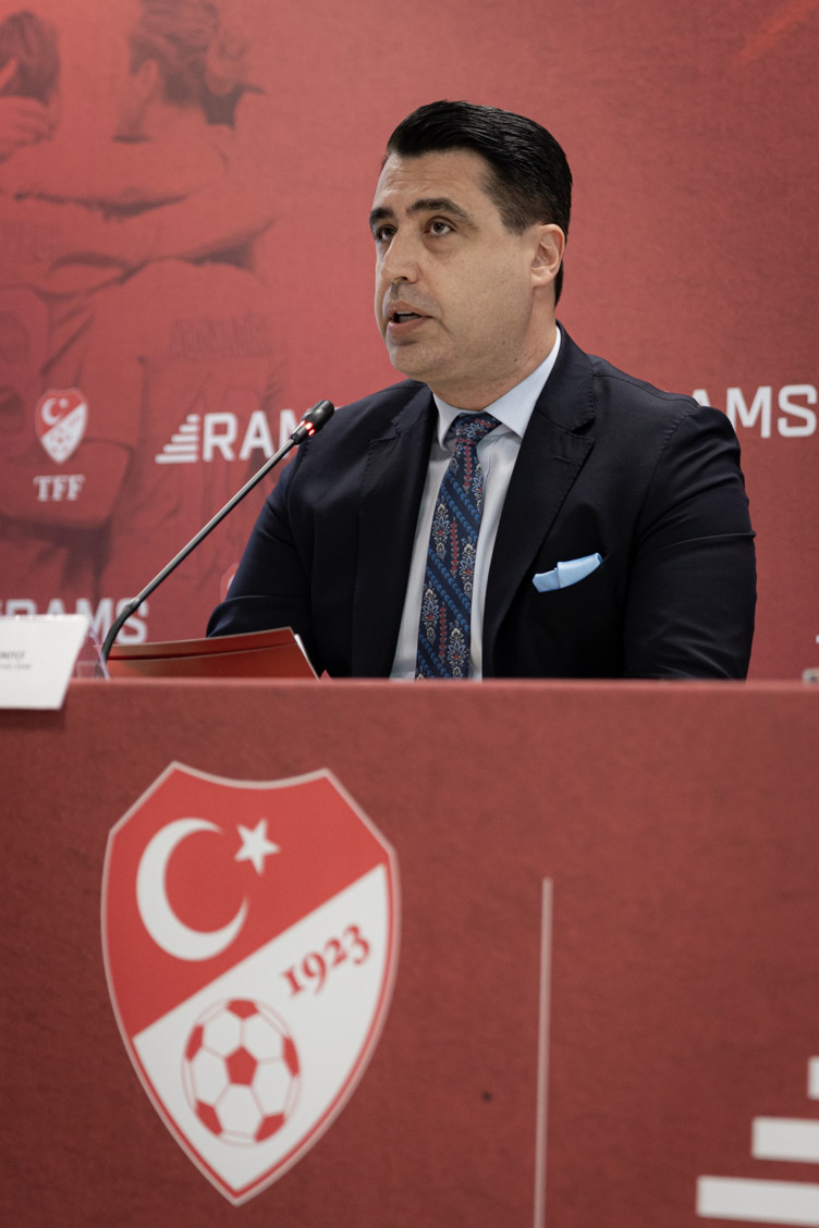 Cem Ciritci: Ç.Rizespor ve Galatasaray'ı yenip ilk yarıyı lider bitirmek istiyoruz - Resim : 2